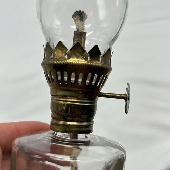 Set of Two Vintage Miniature Christmas Oil Lamps - Picture 7 of 8